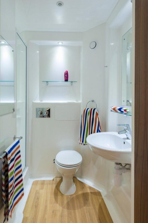 Zeni Ensuite Rooms In Эксетер Экстерьер фото